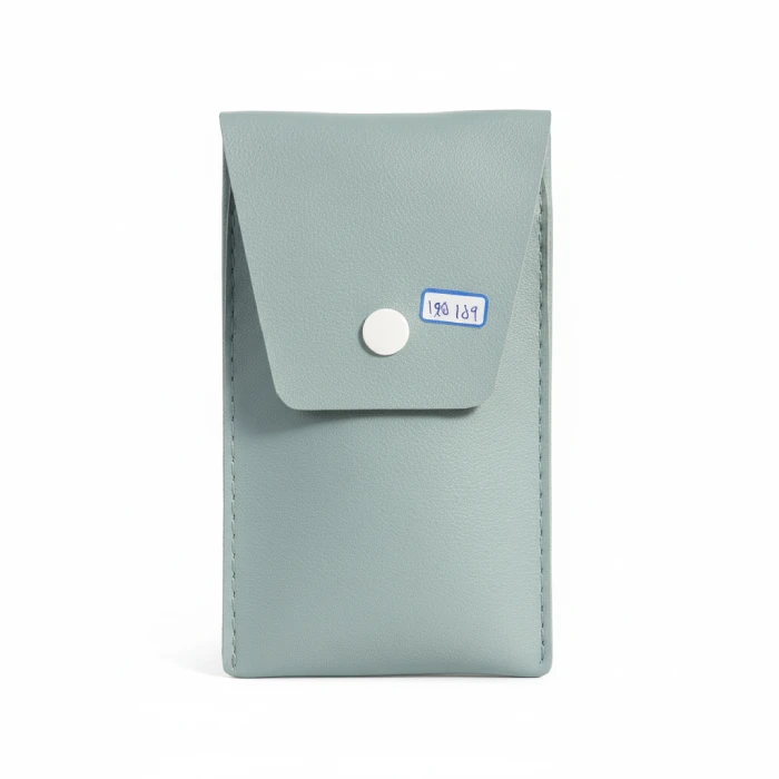 کیف برای ۸ تیکه چرم